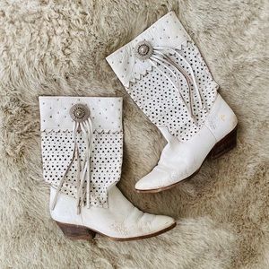 Vintage White Cowboy Boots w/ Tassles